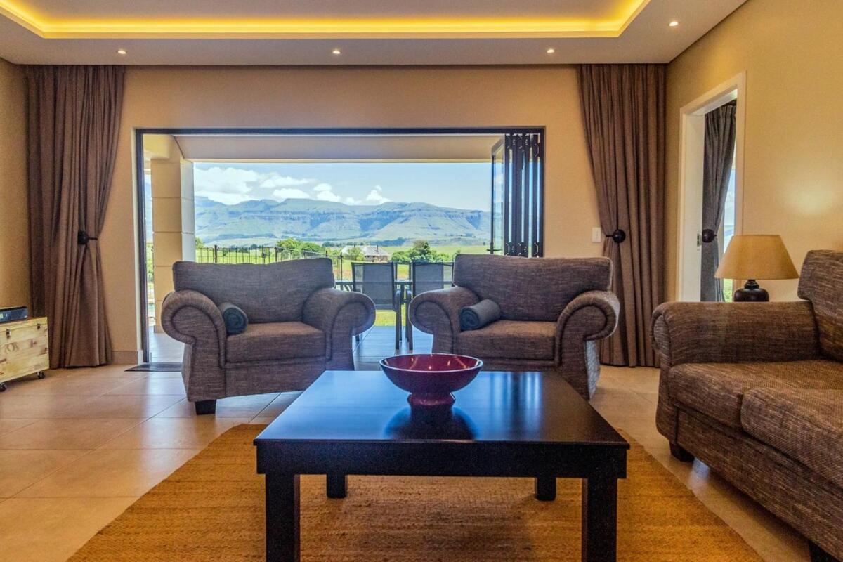 Serenity, Cathkin Estates By Euphoric Leisure Winterton Exteriör bild